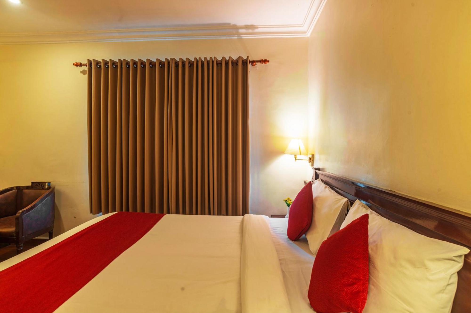 Hotel Archana Inn Kochi Zimmer foto